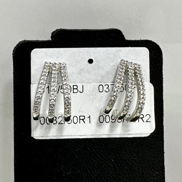 Brinco Ear Cuff Com Brilhantes